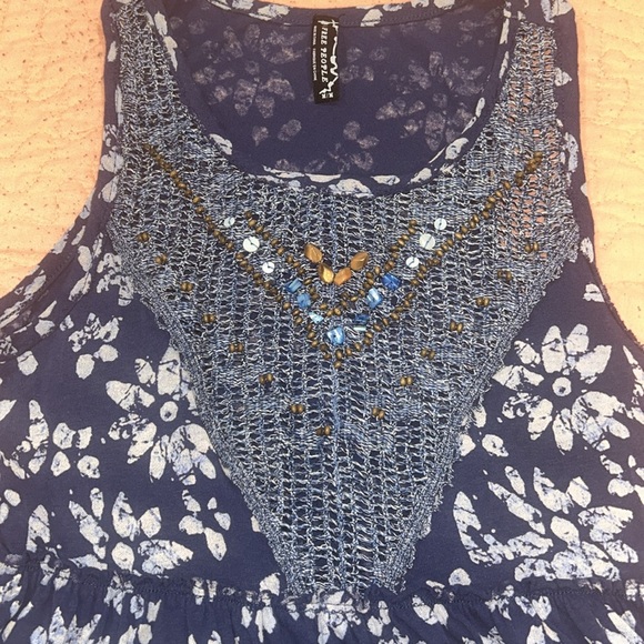 Free People Blue Tan Crochet Beaded Accents Floral Print Sleeveless Tunic - Picture 3 of 7